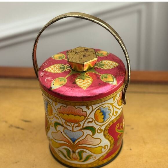 Vintage Murray Allen Floral Tin Candy Container – England – Handle Lid - Picture 4 of 4